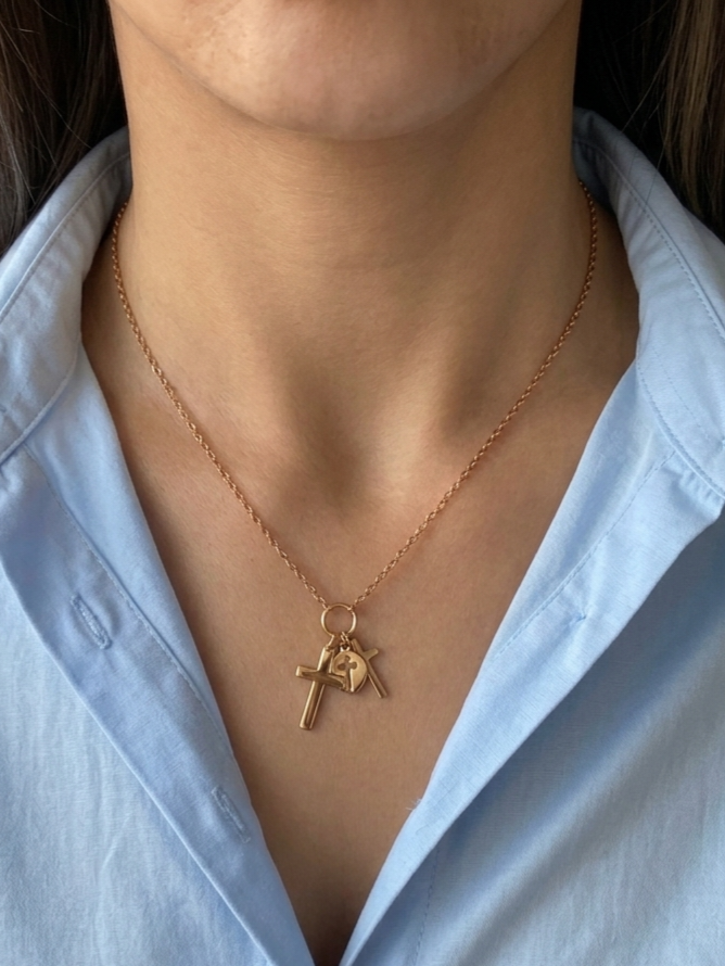 COLGANTE TRES CRUCES